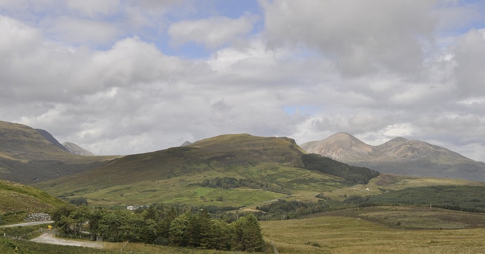 The road approaching Kilmarie from Elgol